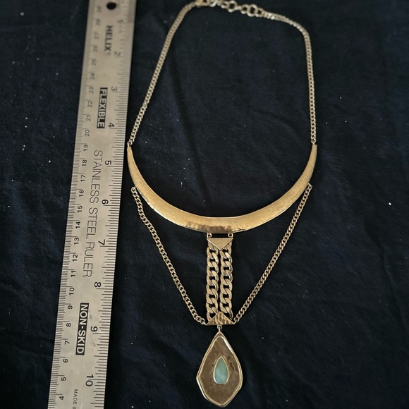 Silpada Jade Goddess Necklace - Picture 2 of 3